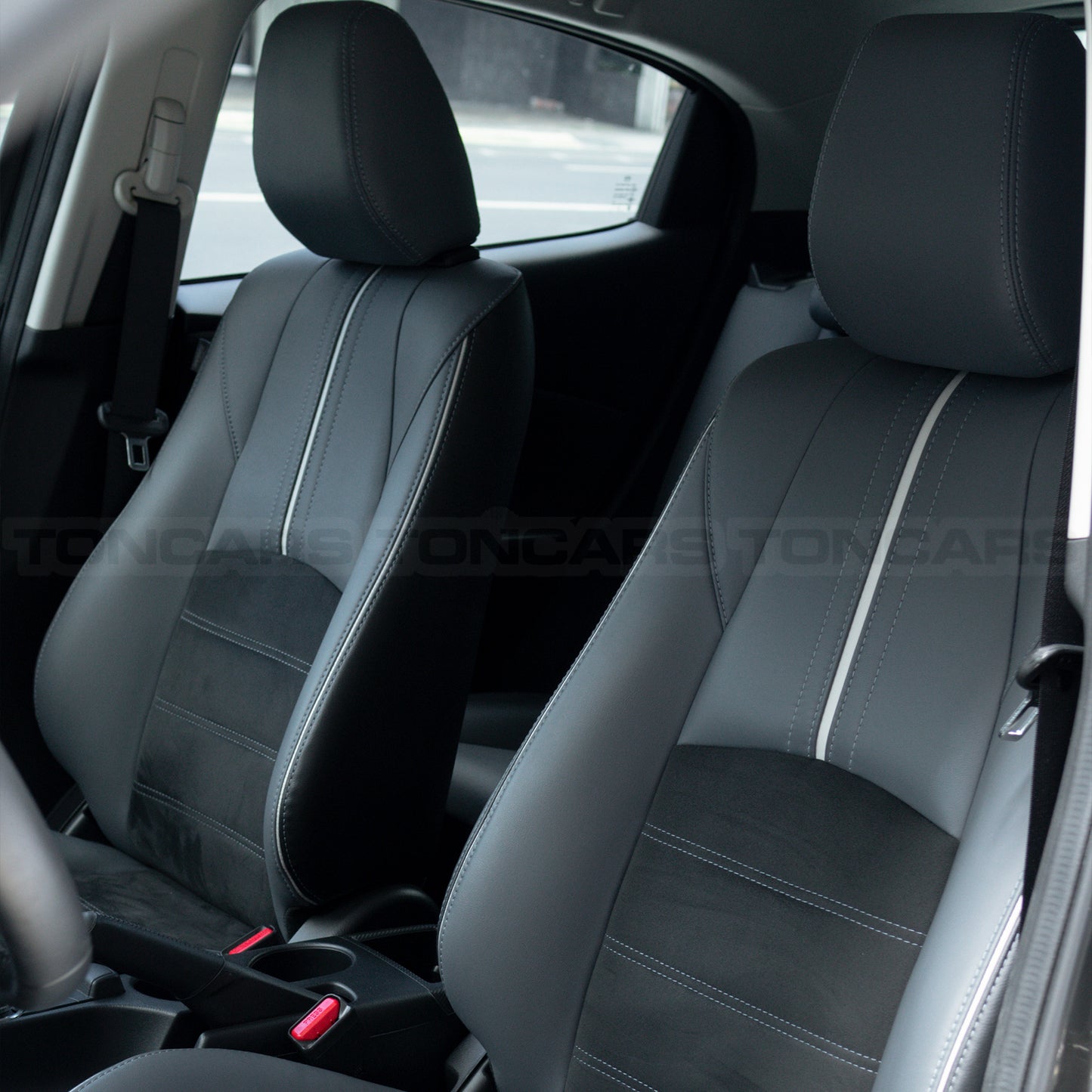 2023 Mazda 2 Machine Grey