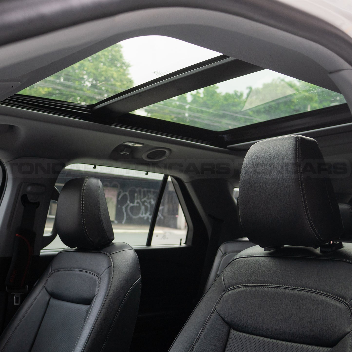 2024 Ford Explorer Limited Star White