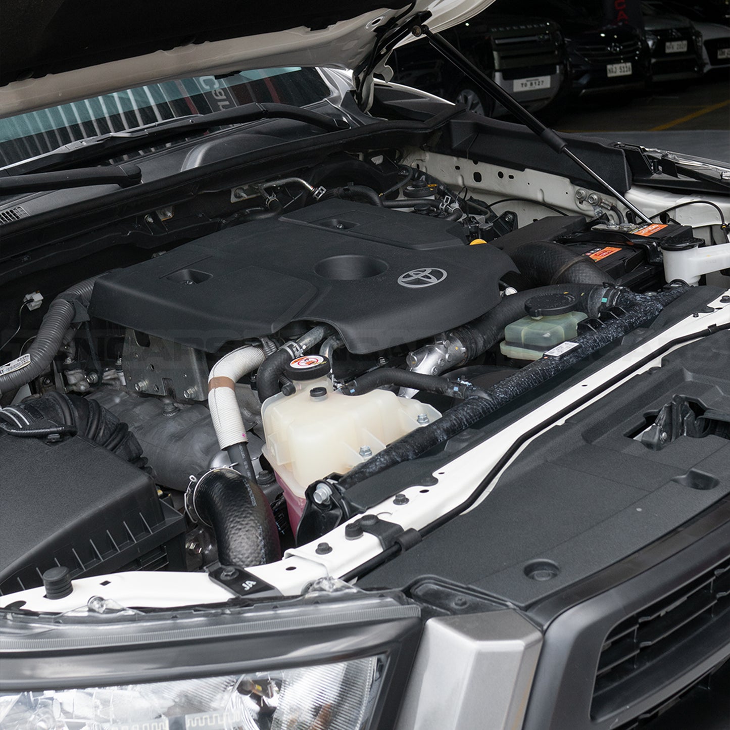 2023 Toyota Hilux 2.4 G 4x2 Super White