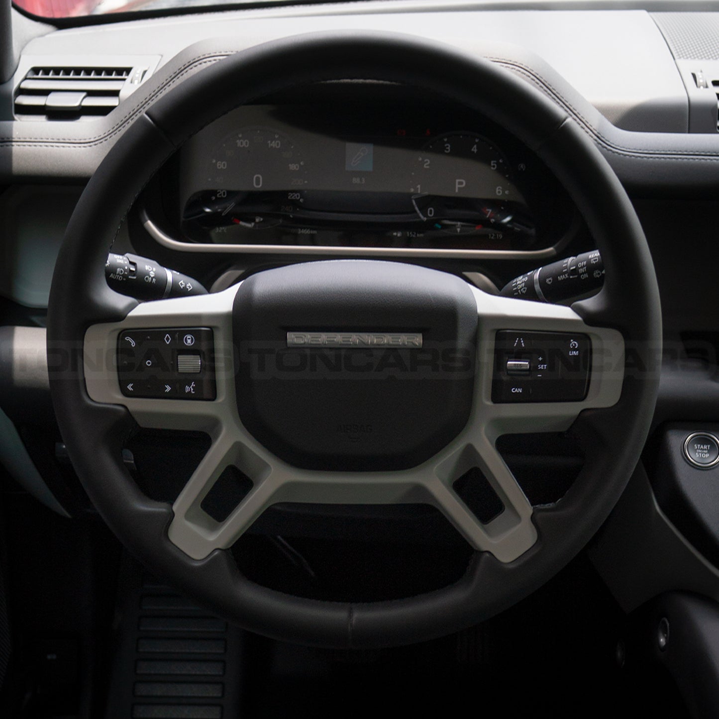 2024 Land Rover Defender 110 S P300 Gondwan Stone