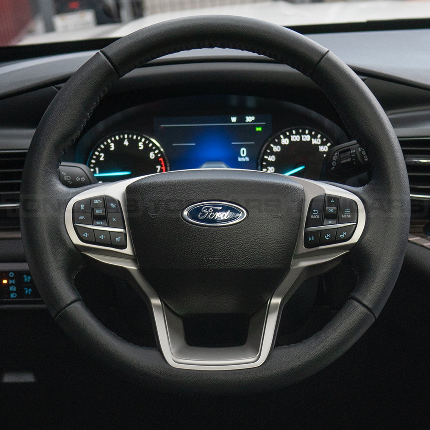 2024 Ford Explorer Limited Star White