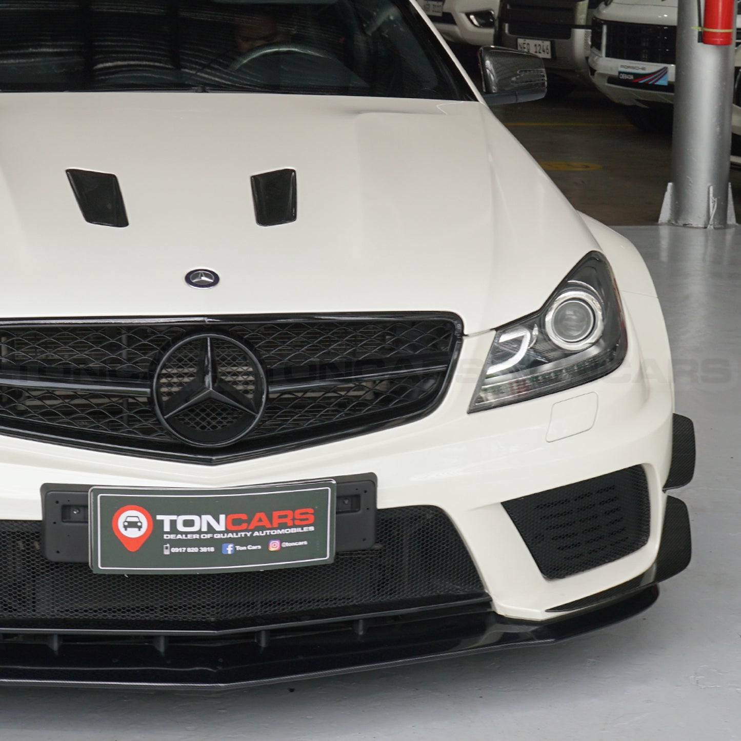 2012 Mercedes Benz C63 AMG Black Series Diamond White Metallic