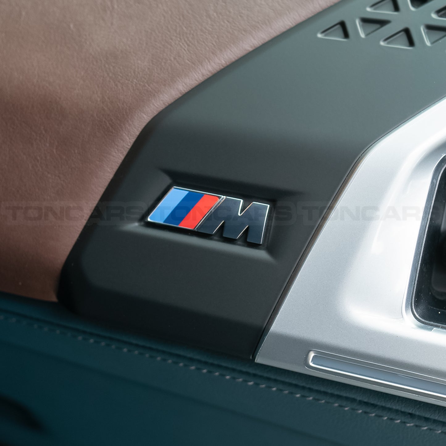 2023 BMW XM Performance Carbon Black Metallic