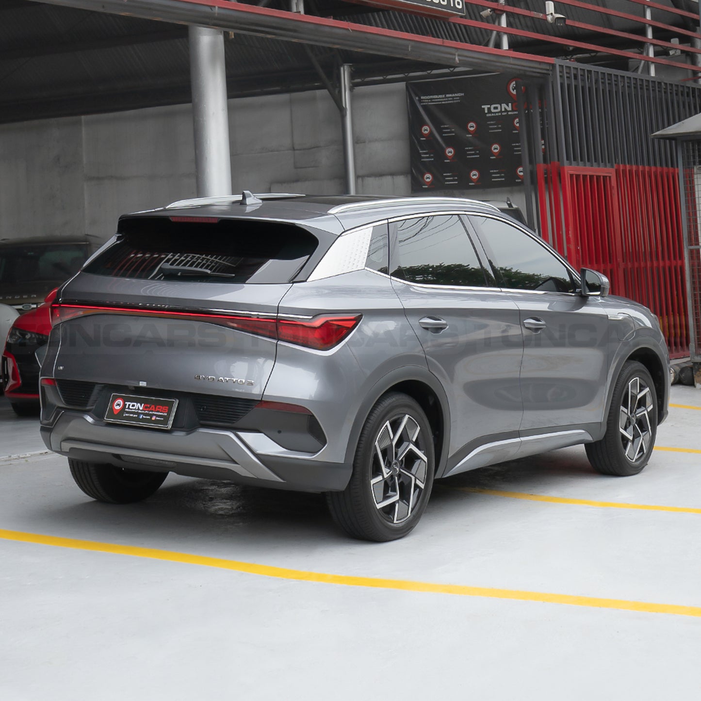2024 BYD ATTO 3 Premium Boulder Grey
