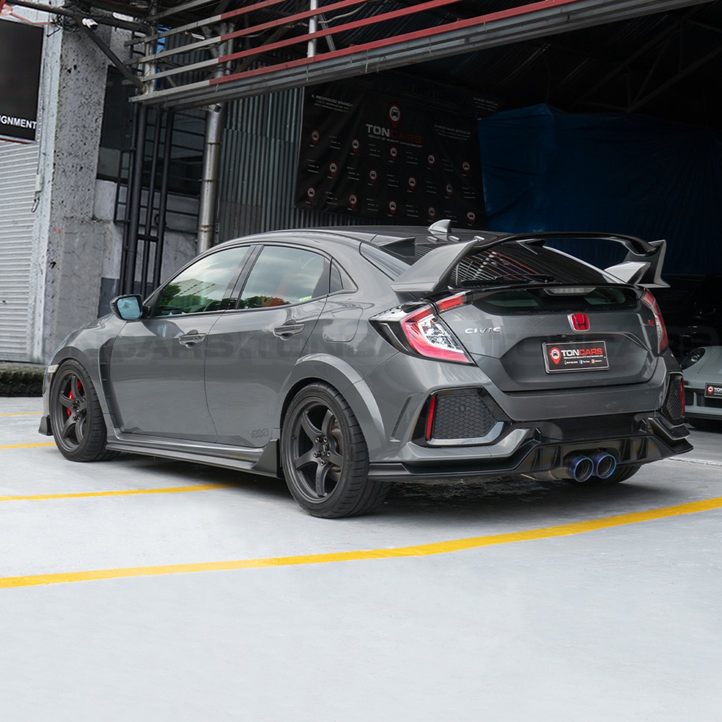 2018 Honda Civic Type R Polished Metal Metallic
