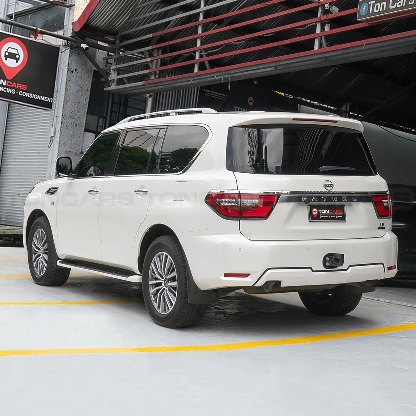 2024 Nissan Patrol Royale LE 4x4 Pearl White