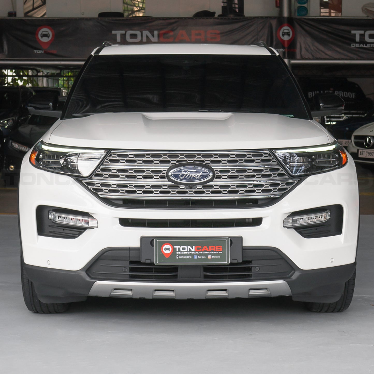 2024 Ford Explorer Limited Star White