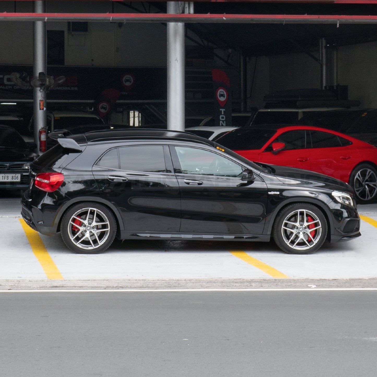 2016 Mercedes Benz GLA 45 Cosmos Black
