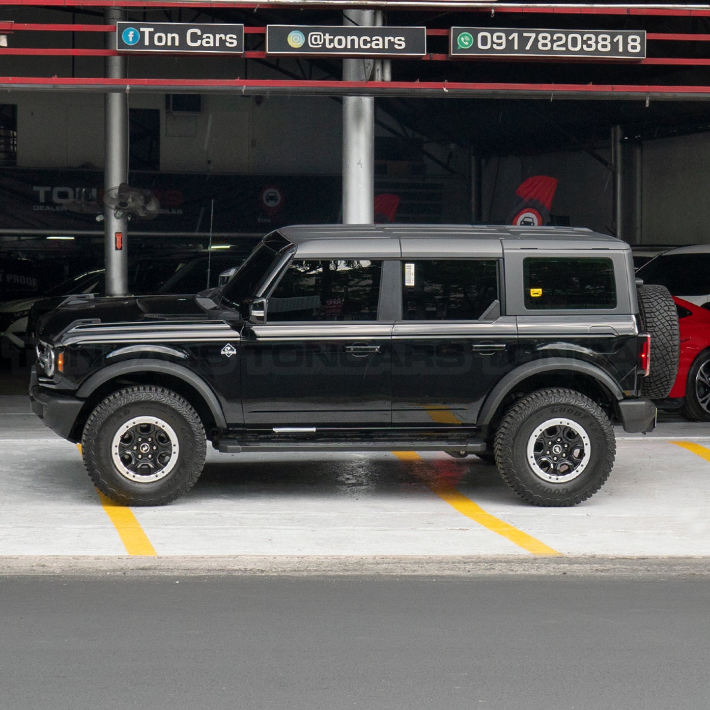 2024 Ford Bronco Outer Banks Sasquatch Shadow Black