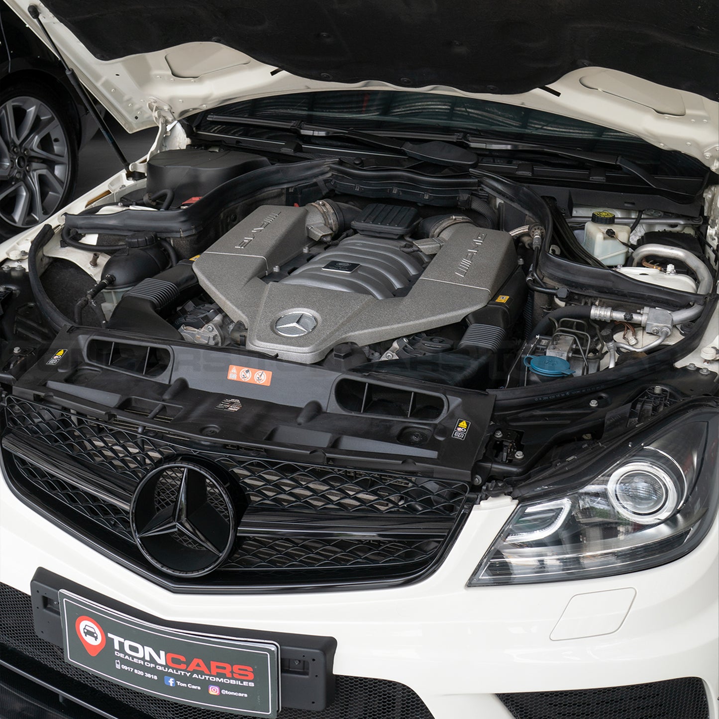 2012 Mercedes Benz C63 AMG Black Series Diamond White Metallic