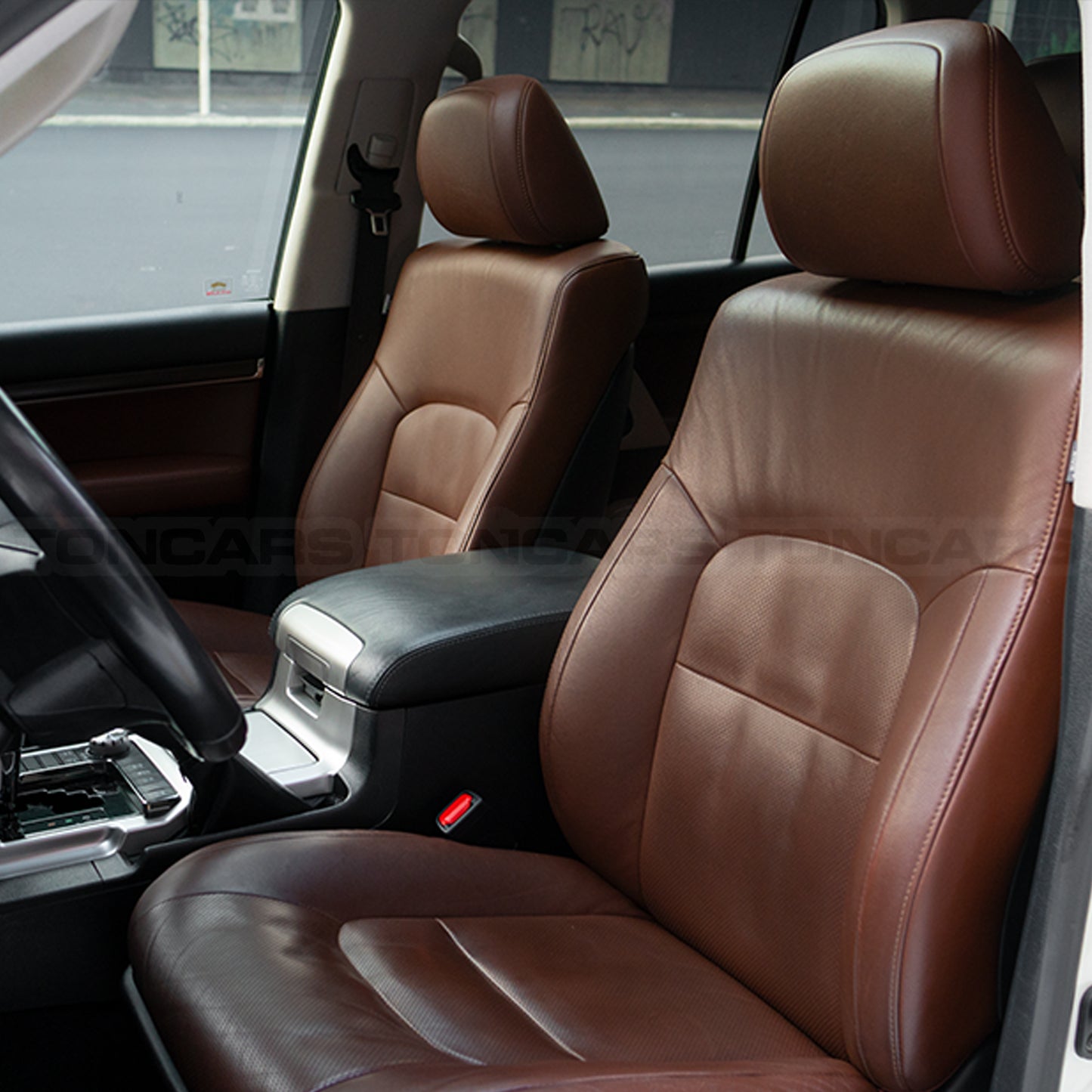 2018 Toyota Land Cruiser 200 VX White Pearl