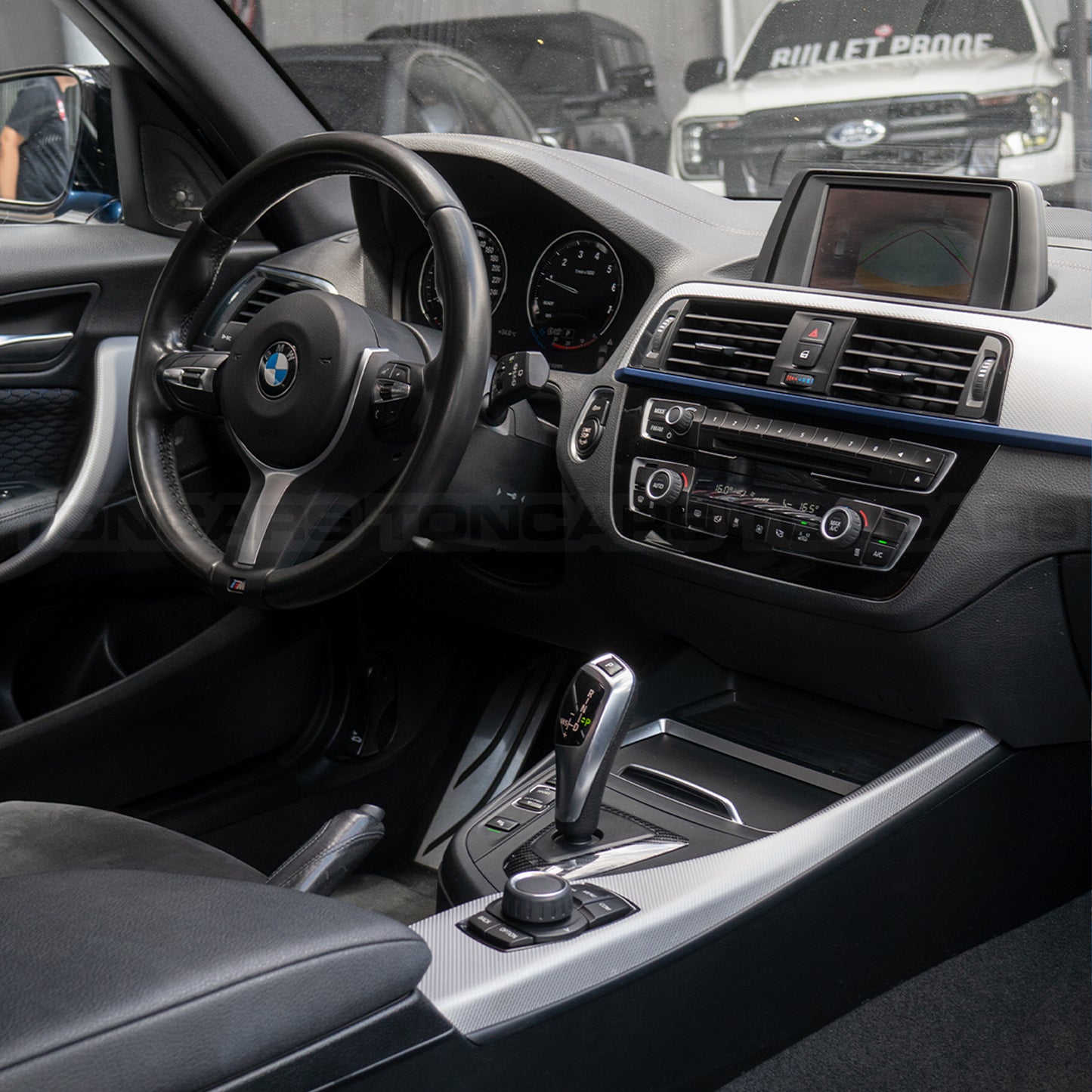 2018 BMW 118i 5-Turer Estoril Blue