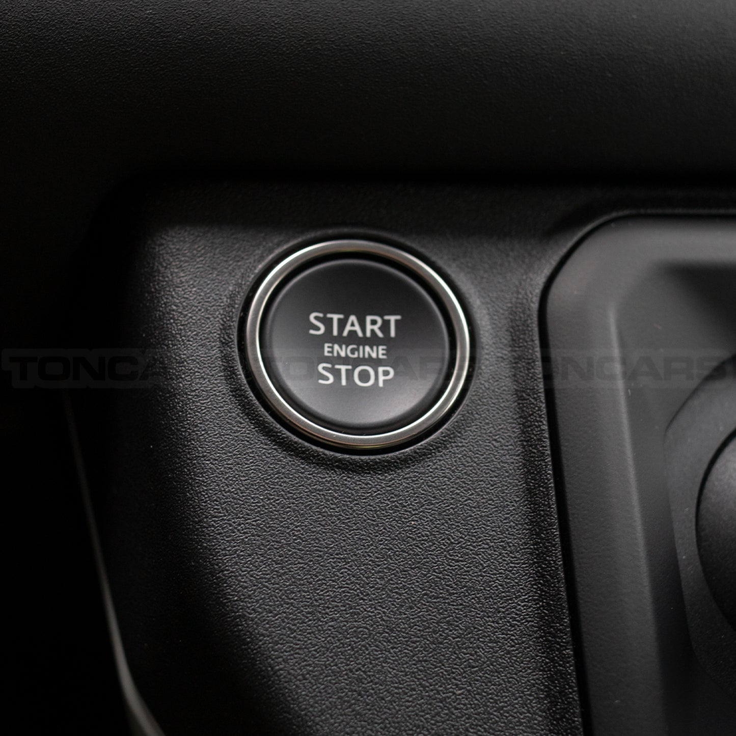 2024 Land Rover Defender 110 S P300 Gondwan Stone