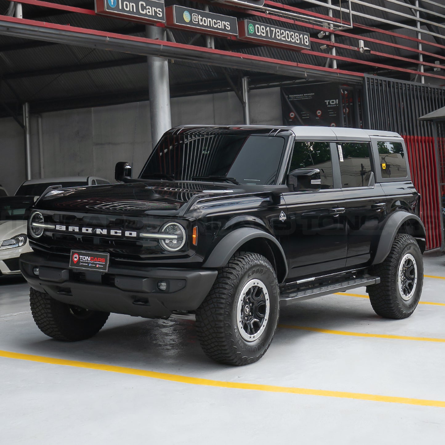 2024 Ford Bronco Outer Banks Sasquatch Shadow Black