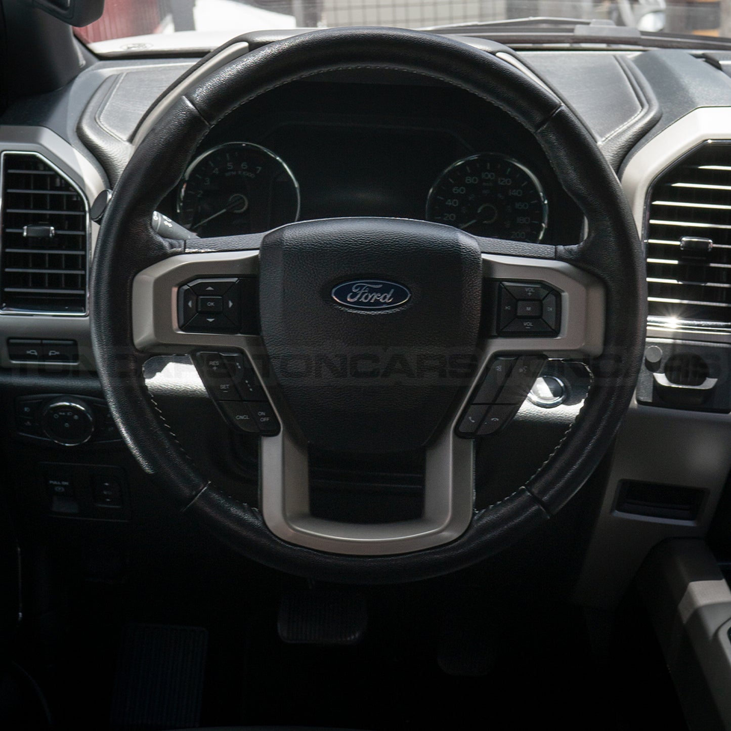 2020 Ford F150 3.5L Lariat Sport Oxford White