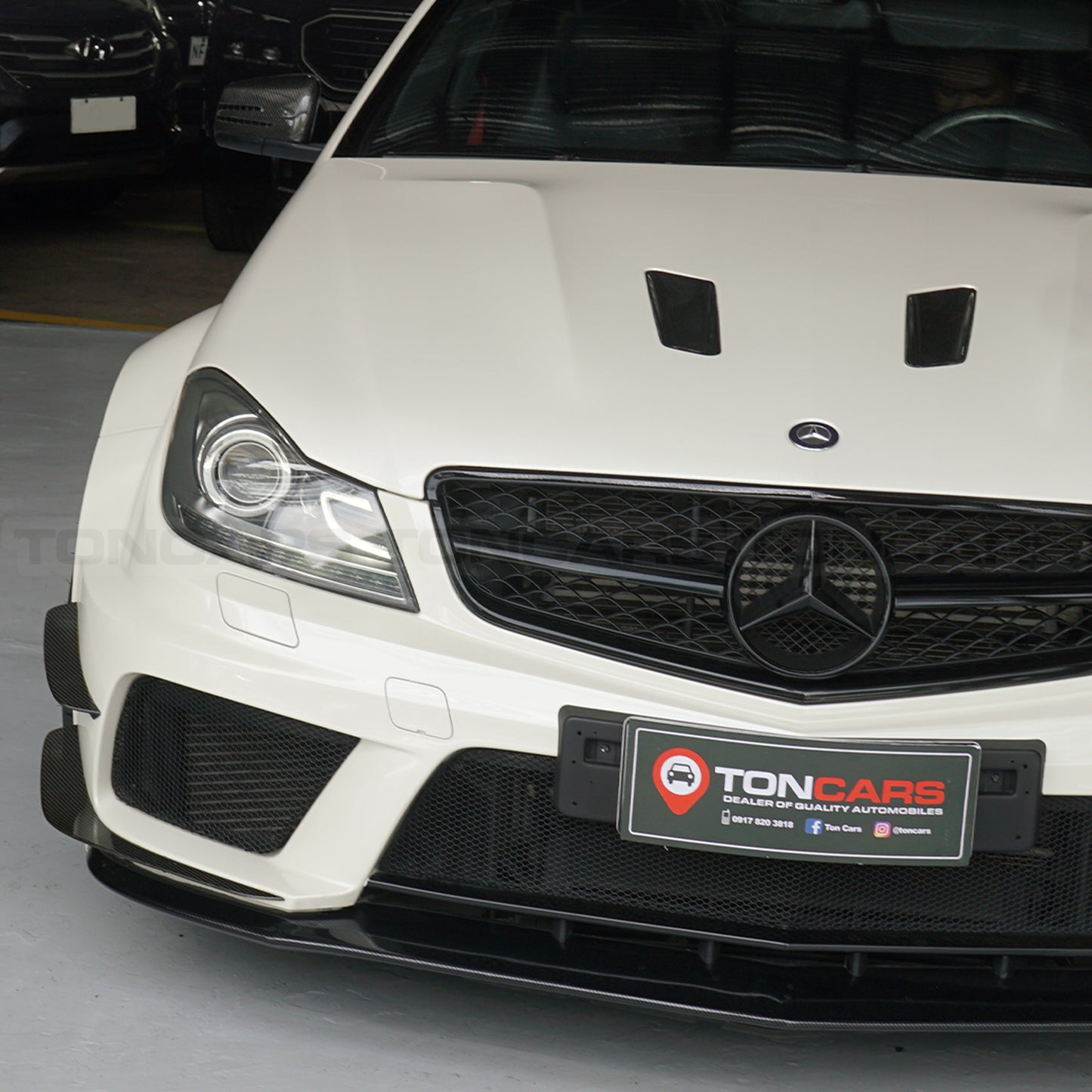 2012 Mercedes Benz C63 AMG Black Series Diamond White Metallic