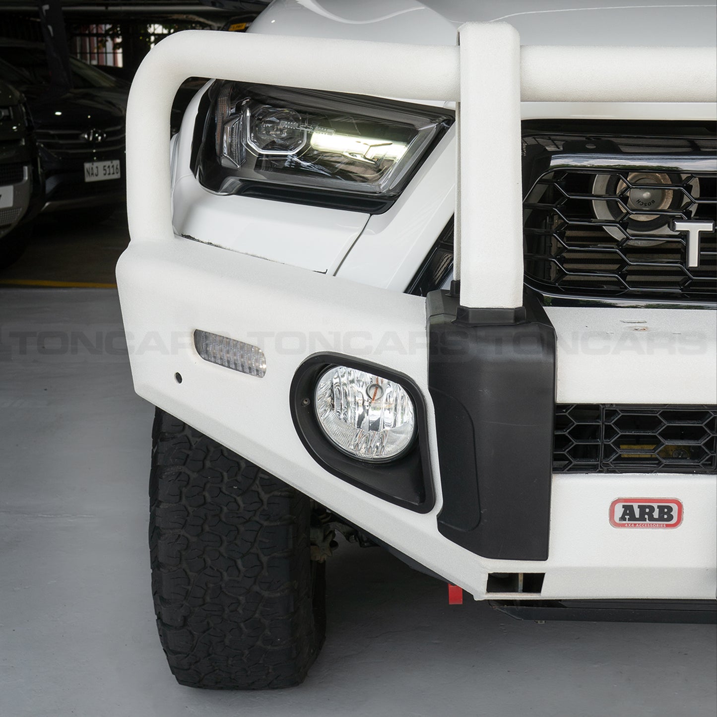 2022 Toyota Hilux GR Sport Super White