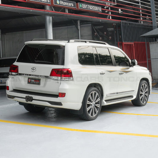 2018 Toyota Land Cruiser 200 VX White Pearl