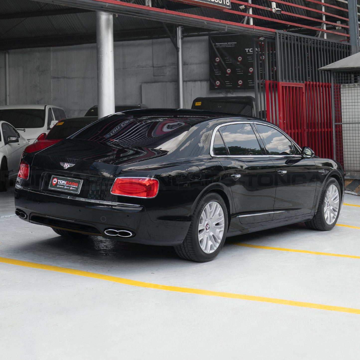 2019 Bentley Flying Spur V8 Black