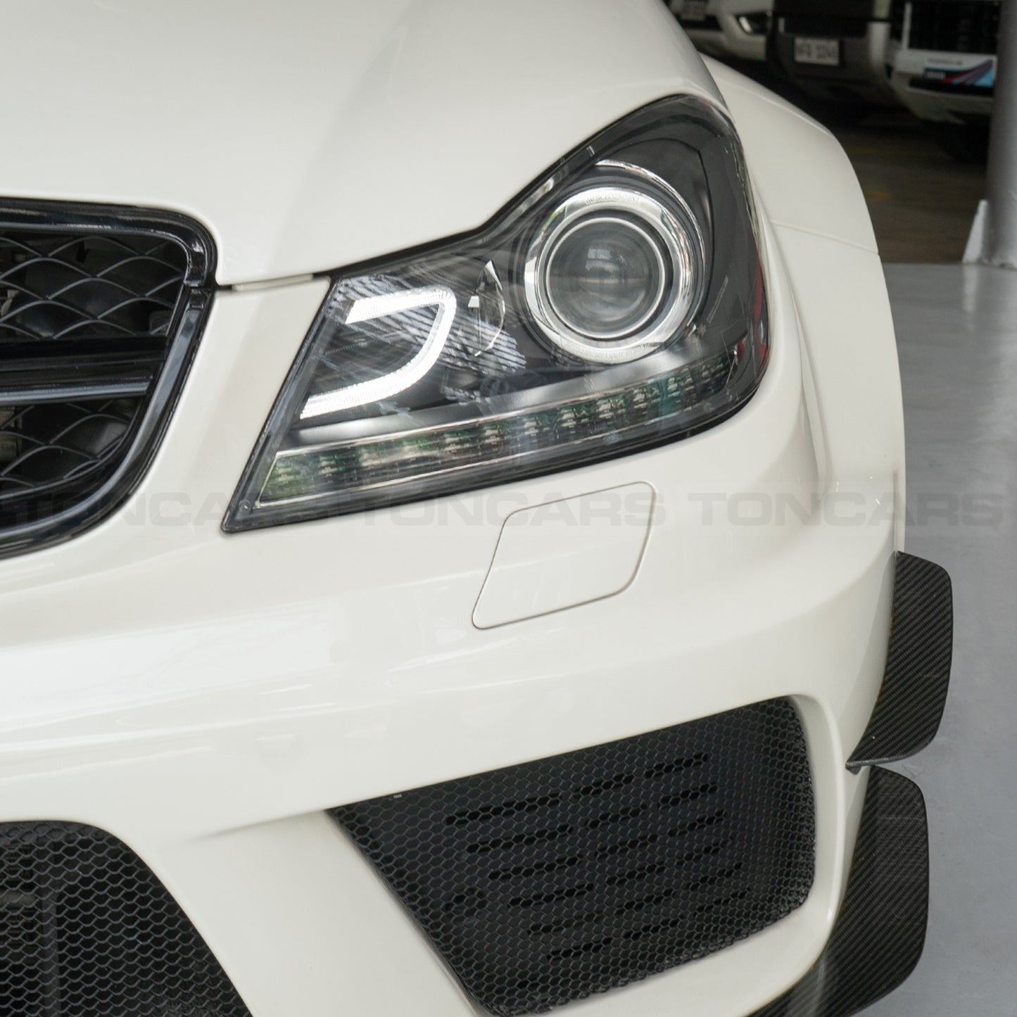 2012 Mercedes Benz C63 AMG Black Series Diamond White Metallic