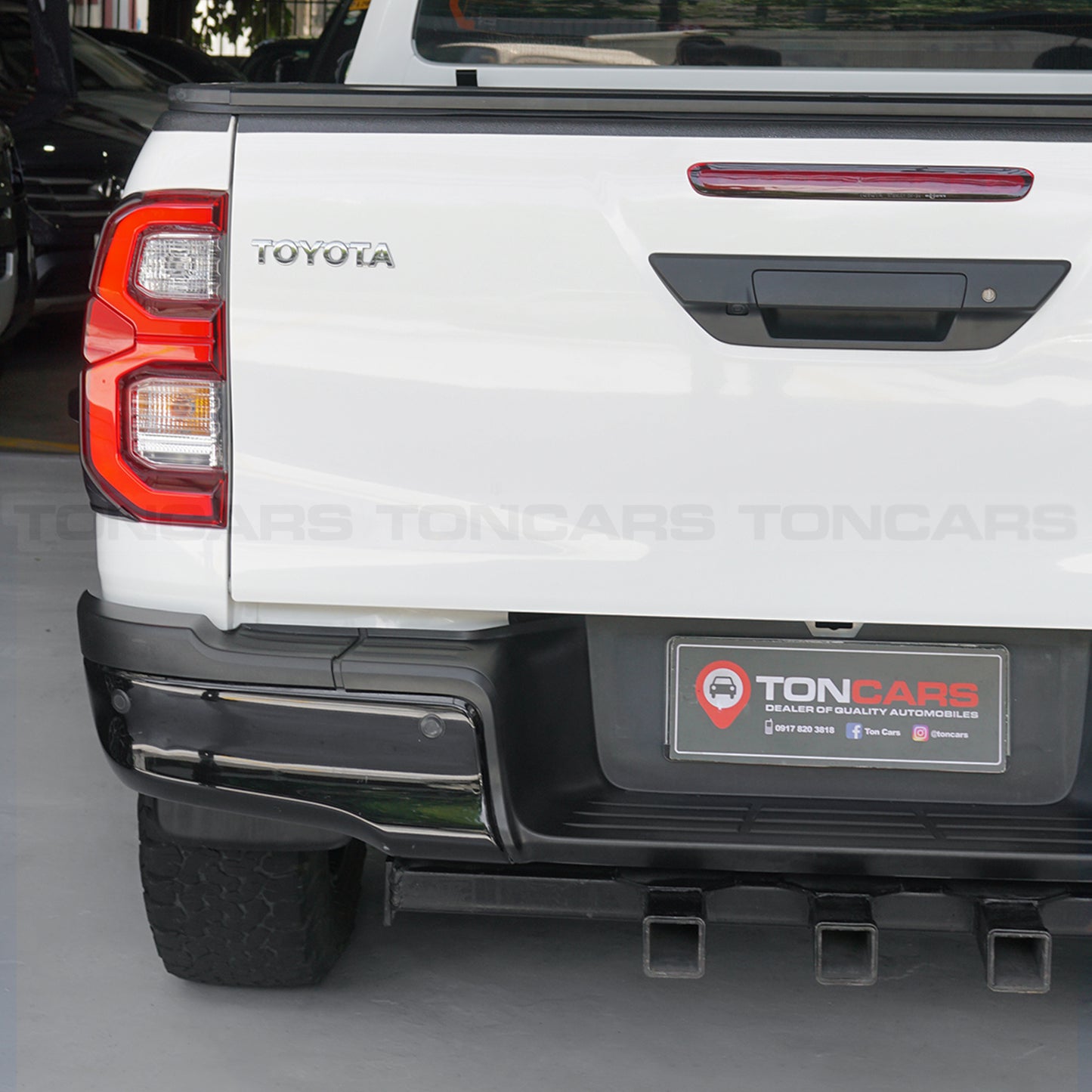 2022 Toyota Hilux GR Sport Super White