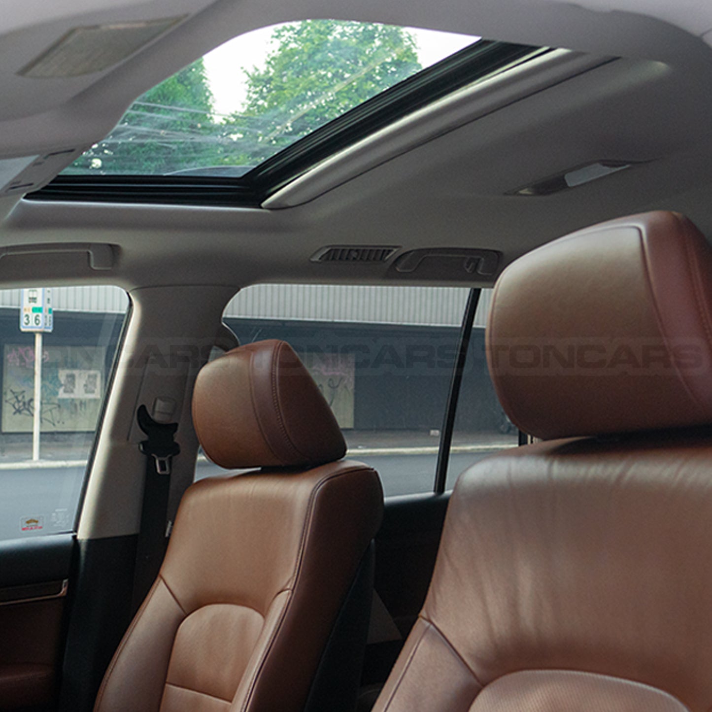 2018 Toyota Land Cruiser 200 VX White Pearl