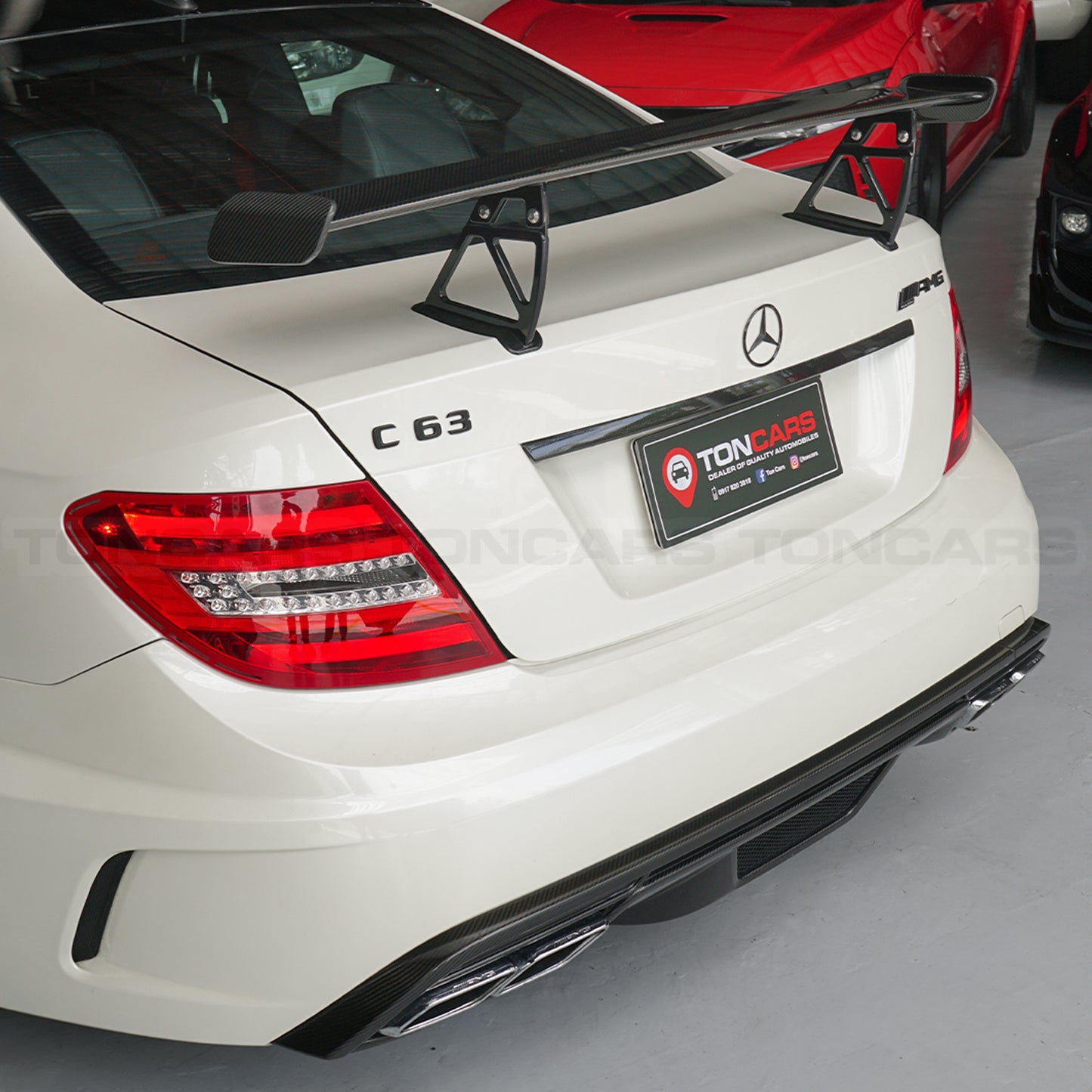 2012 Mercedes Benz C63 AMG Black Series Diamond White Metallic