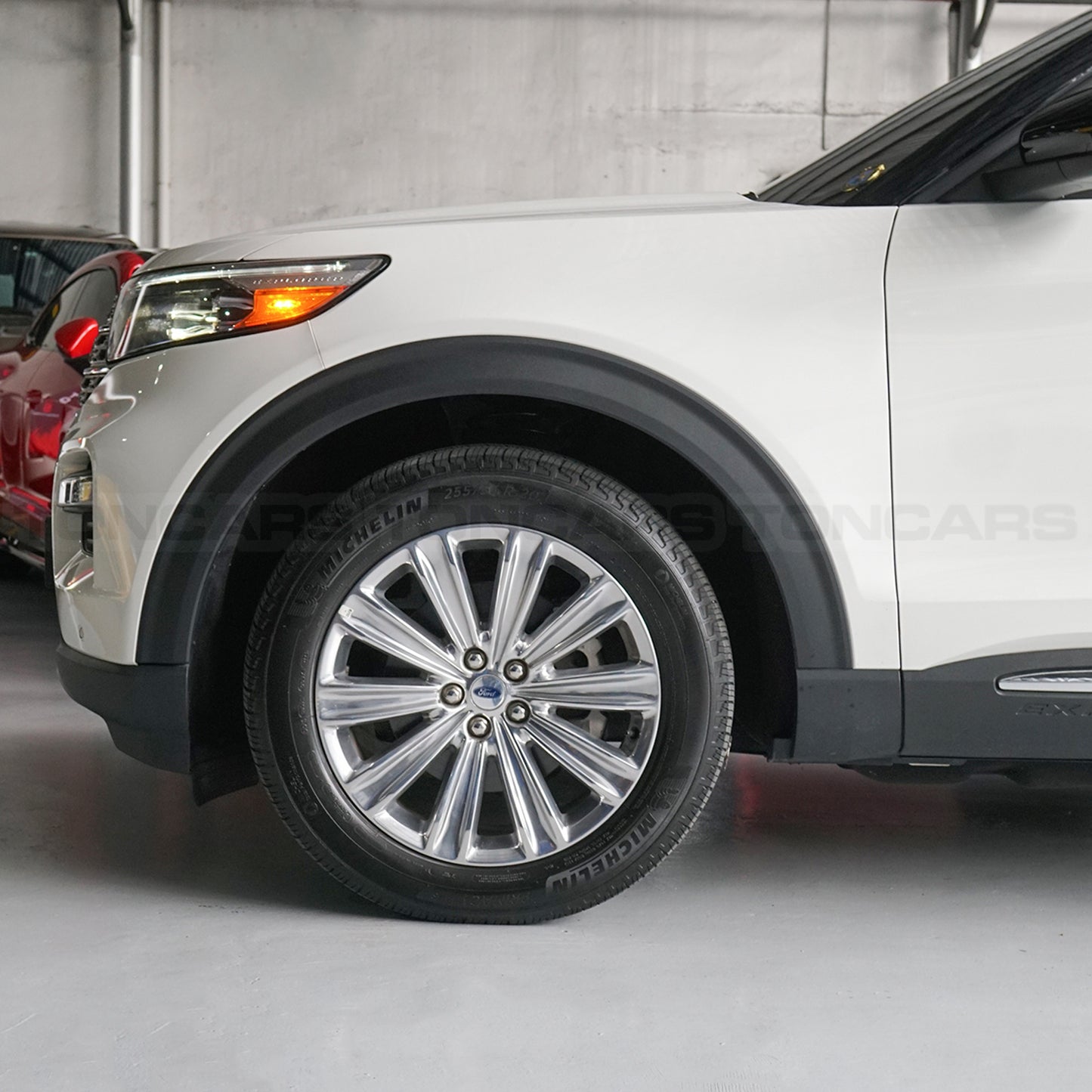 2024 Ford Explorer Limited Star White