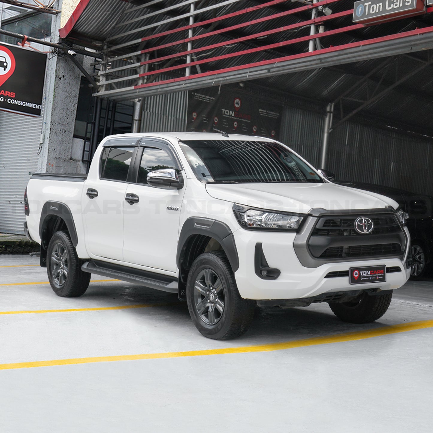 2023 Toyota Hilux 2.4 G 4x2 Super White