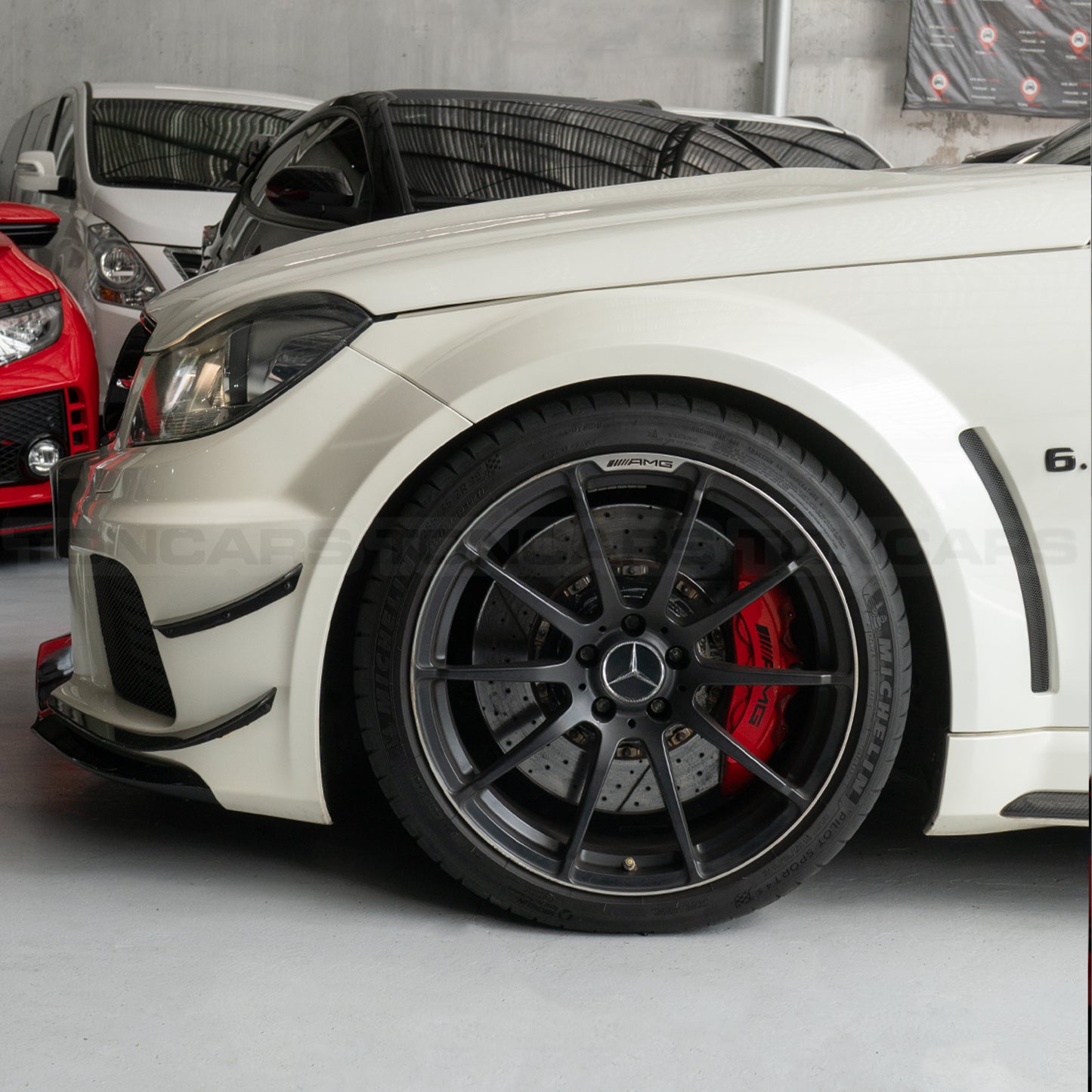 2012 Mercedes Benz C63 AMG Black Series Diamond White Metallic