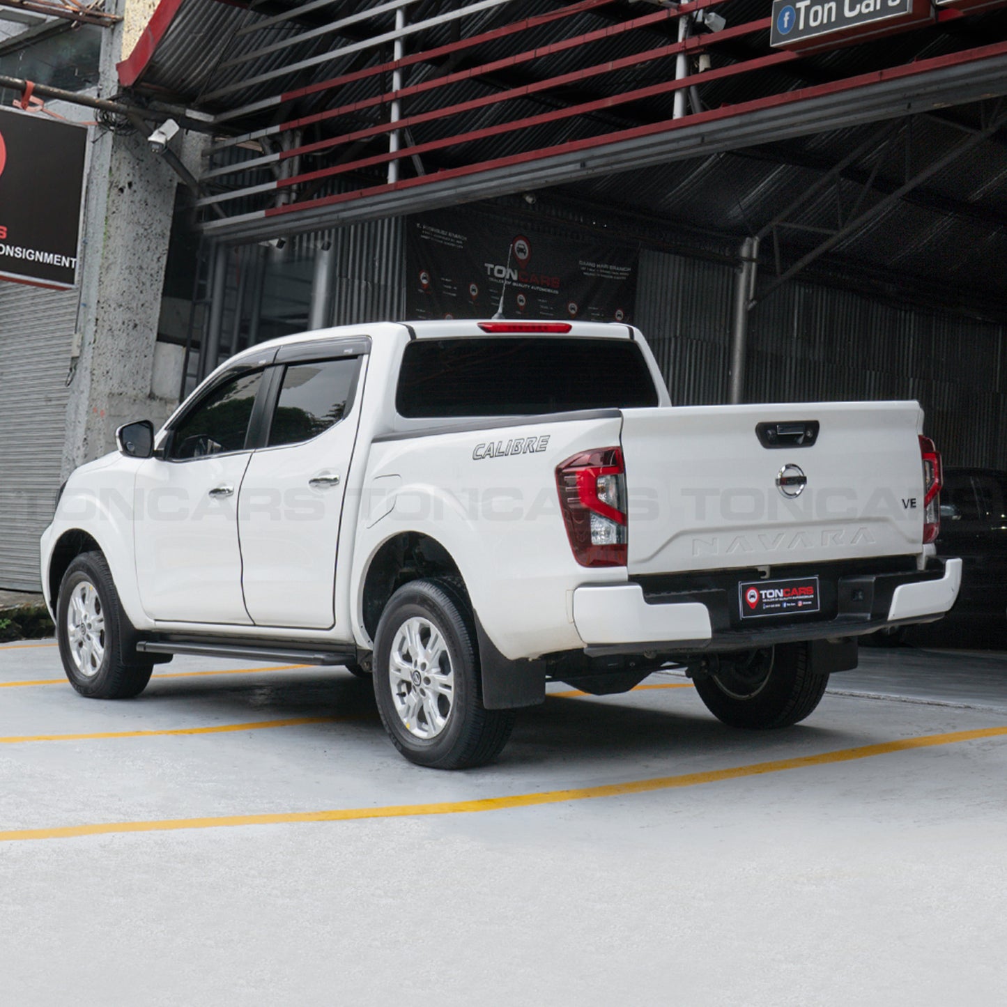 2021 Nissan Navara 2.5L Calibre VE 4x2 Alpine White