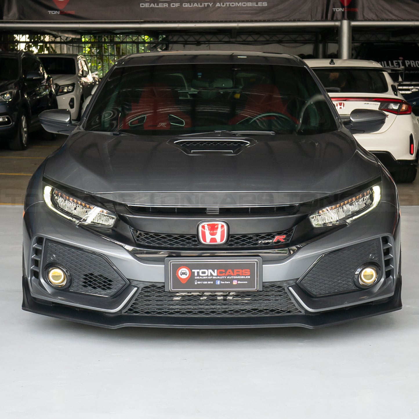2018 Honda Civic Type R Polished Metal Metallic