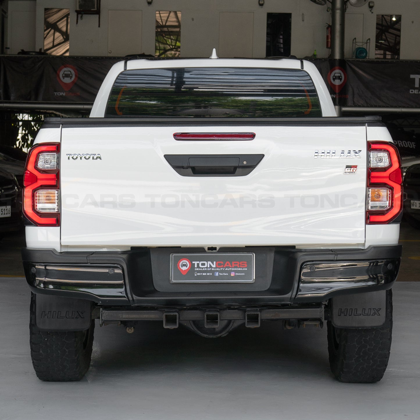 2022 Toyota Hilux GR Sport Super White