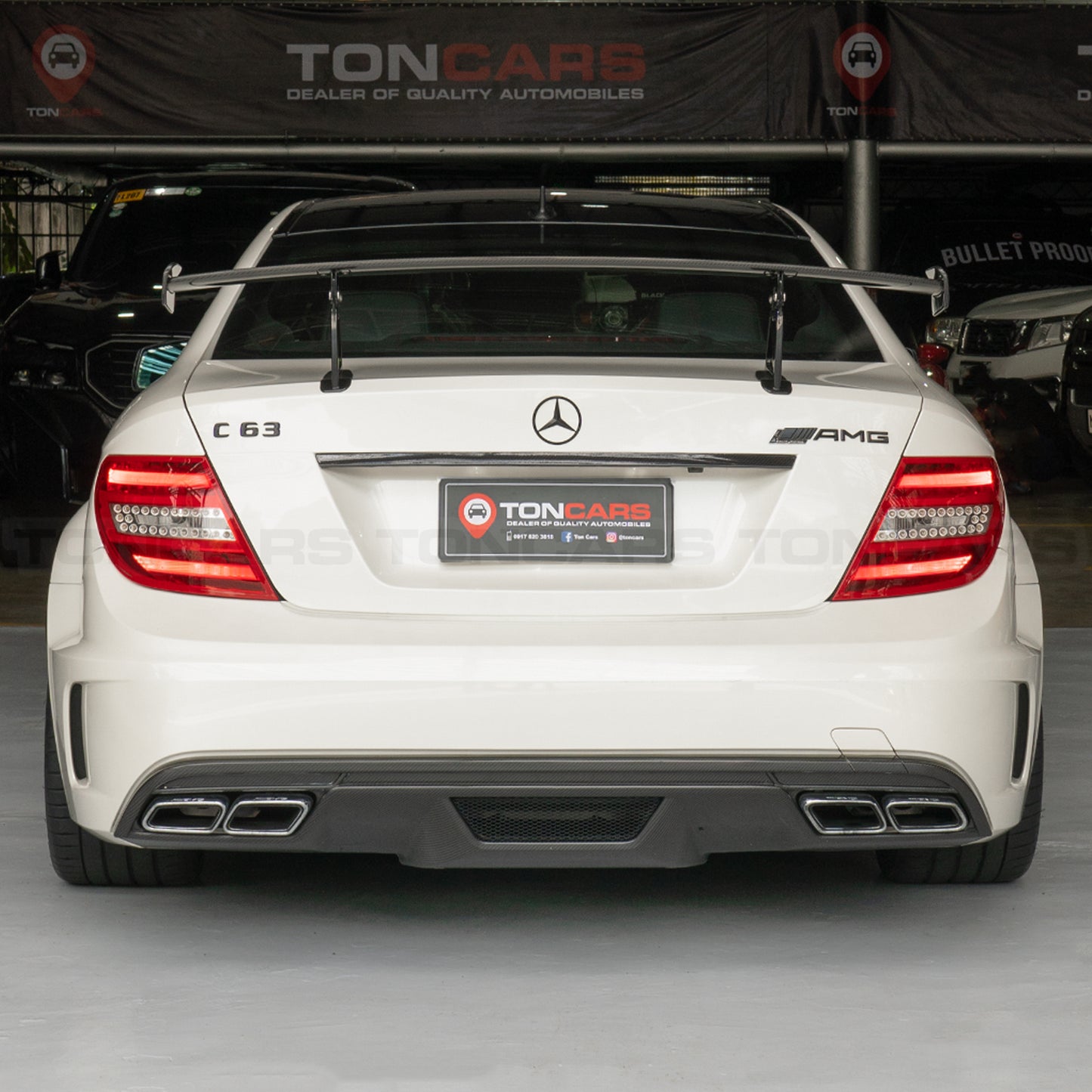 2012 Mercedes Benz C63 AMG Black Series Diamond White Metallic