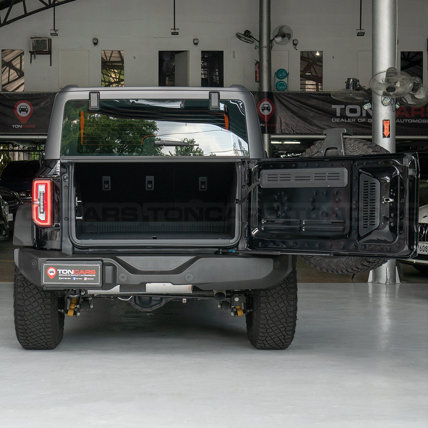 2024 Ford Bronco Outer Banks Sasquatch Shadow Black