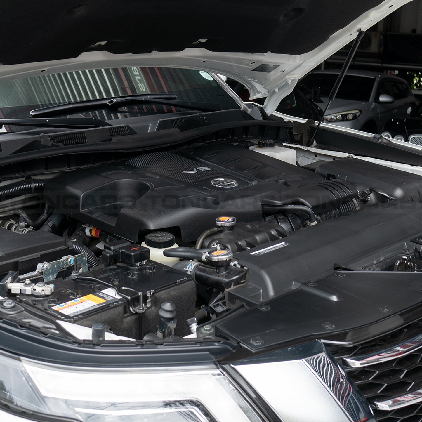 2024 Nissan Patrol Royale LE 4x4 Pearl White