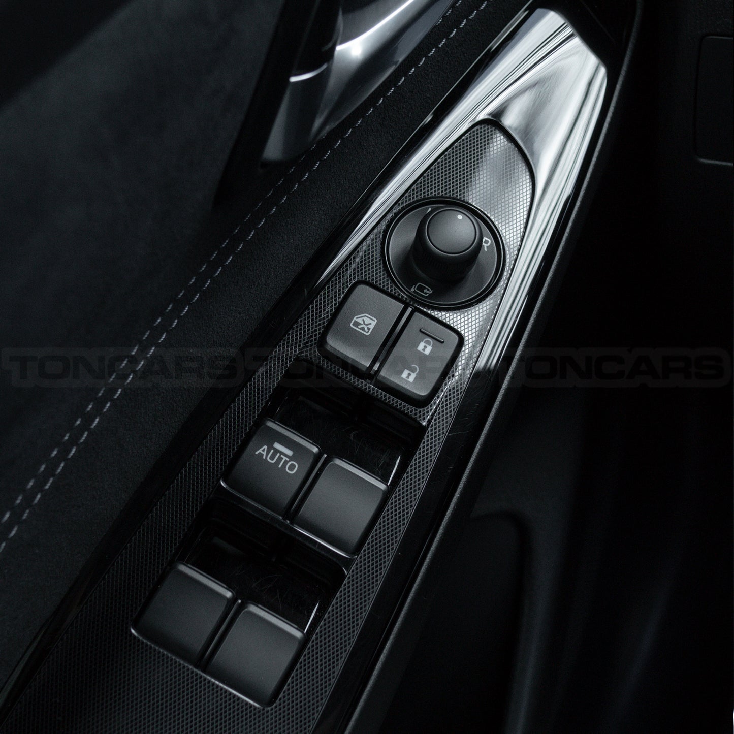 2023 Mazda 2 Machine Grey
